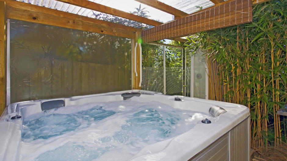 Heated spa pool available for guest use