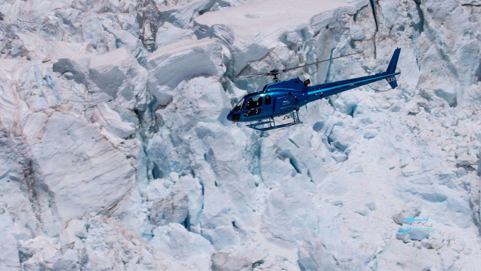 Flying over the Franz Josef Glacier