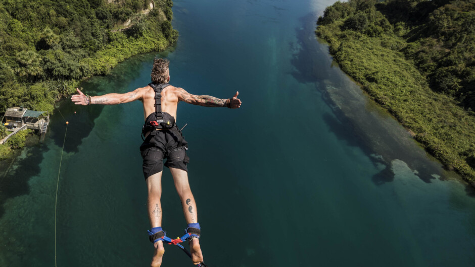 Bungy Jumping in Taupo