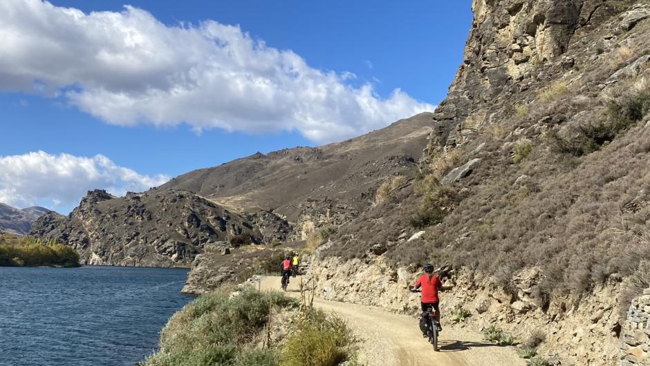 We explore the stunning Queenstown region by Ebike