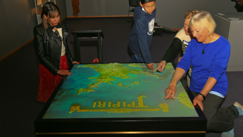 Īpipiri is the Māori name for the Eastern Bay of Islands the digital interactive mapping table which explains the history of the Bay and tells the stories of first contact between Māori and the crew of the HM Bark Endeavour.
