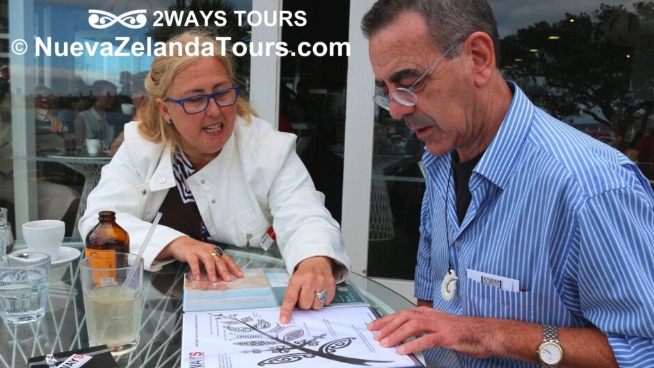 student receives 2WAYS Tours&#039; first-hand advice on English study, homestay, safety, cultures in Catalan or Spanish