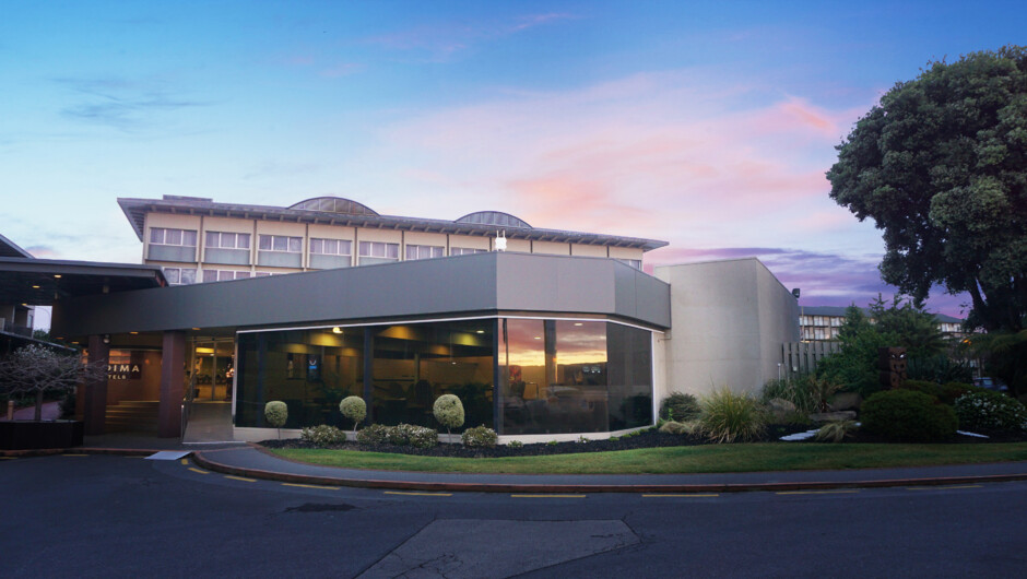 Sudima Lake Rotorua Hotel Exterior