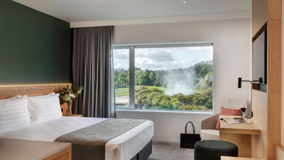 Rydges Rotorua Deluxe King Pool View