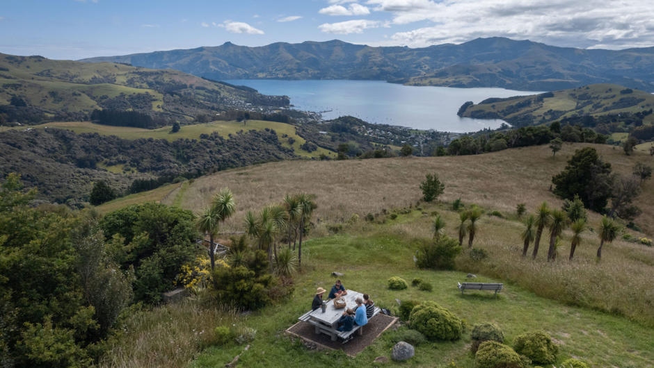 Connect to New Zealand #ifyouseeknz to know where you really are. Take a picnic on a hillside at the Akaroa Heritage Park.