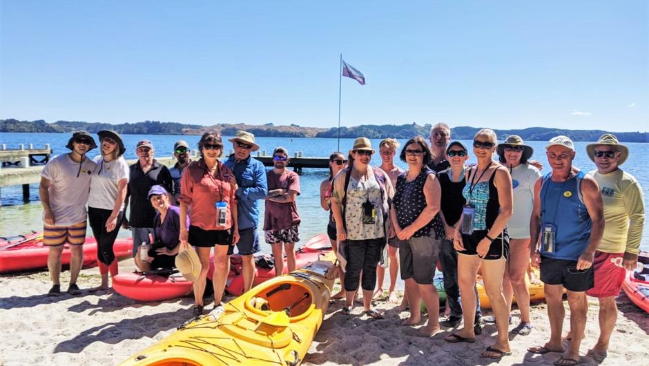 Group Photo- Waimarino Kayak Tours