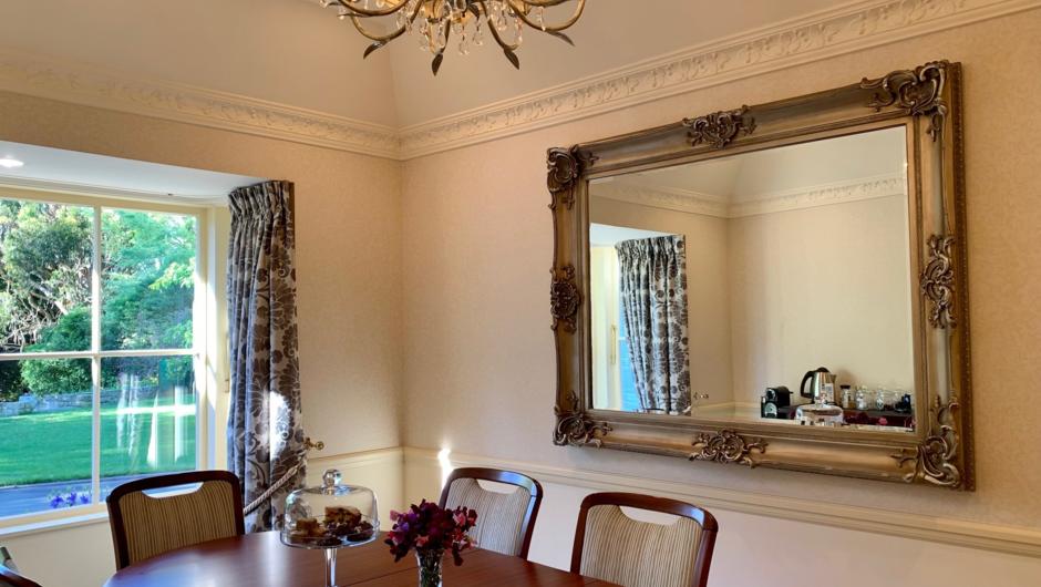Guest dining room