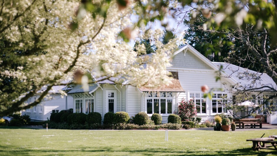 Built in 1853 by the Ormond Family, Wallingford is the largest single story Homestead in the Southern Hemisphere and one of Hawke's Bay's oldest.