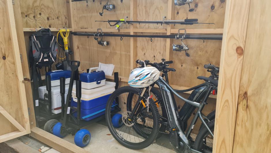 Giant E-bikes, fishing & floundering equipment & hot pools packs