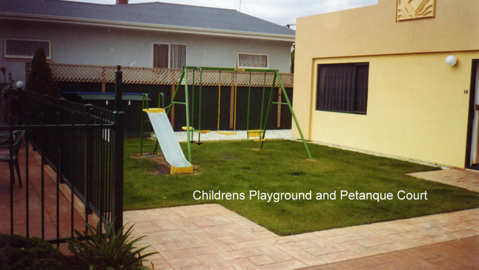Childrens Playgroud and Petanque Court