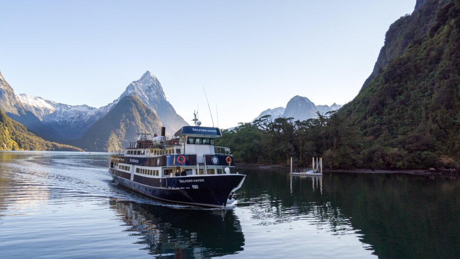 The Milford Haven cruising Milford Sound