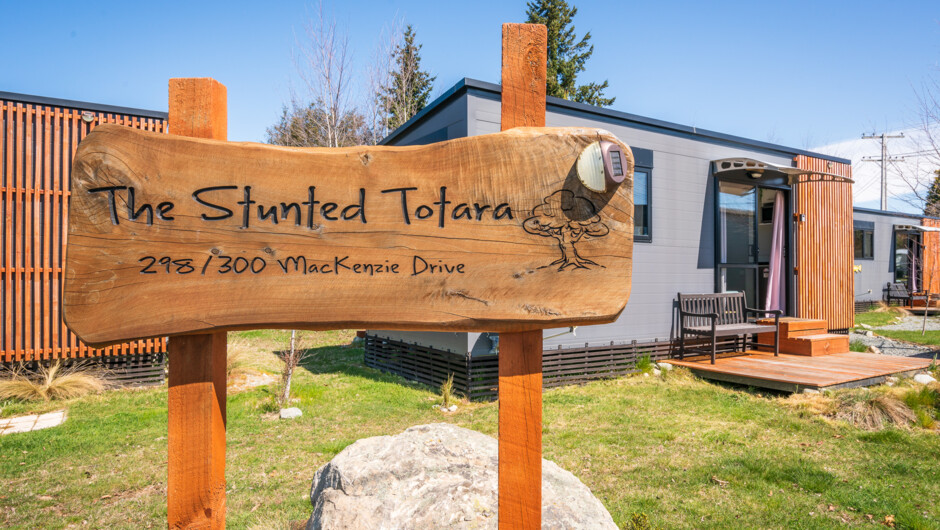 Stunted Totara is just a 3-minute walk from the Twizel town centre, with restaurants, shops, cafes and more.