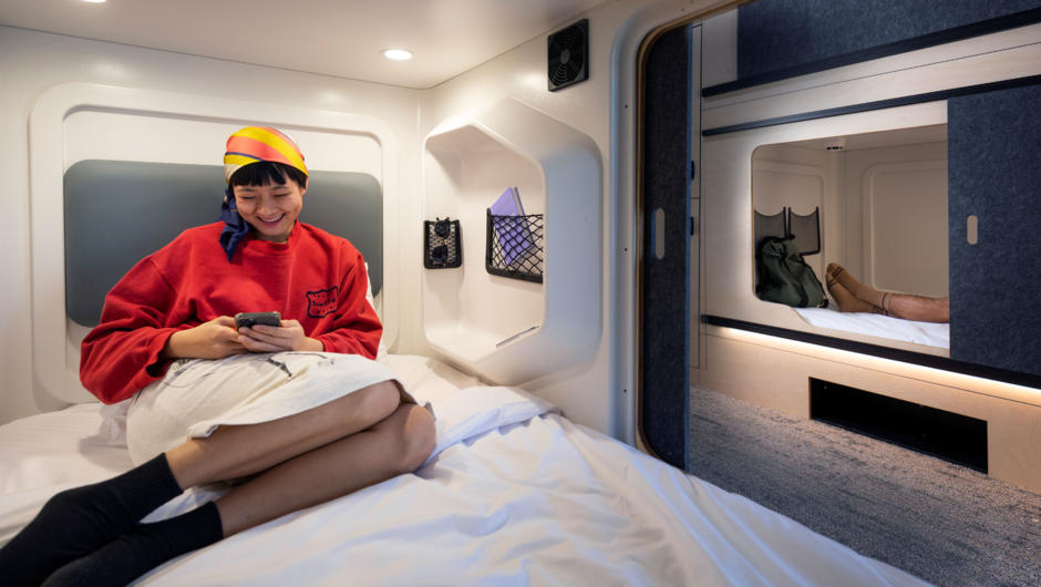 The ultimate LyLo experience. Rest easy in a plush king single bed. Each self-contained pod has its own privacy screen, power, lighting, temperature control, and personal luggage storage.
