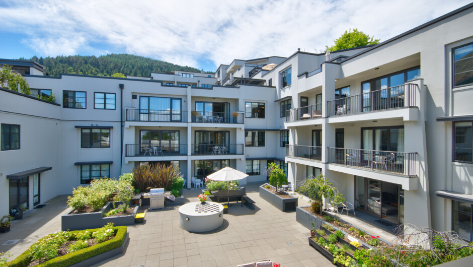 The Glebe is one of Queenstown’s most sought-after accommodations. In addition to our Apartments and Penthouse Suites and enviable location, we offer personalized guest services for you and your family. With 1, 2, 3 & 4 bedroom apartments and 2,3,4 & 5 be