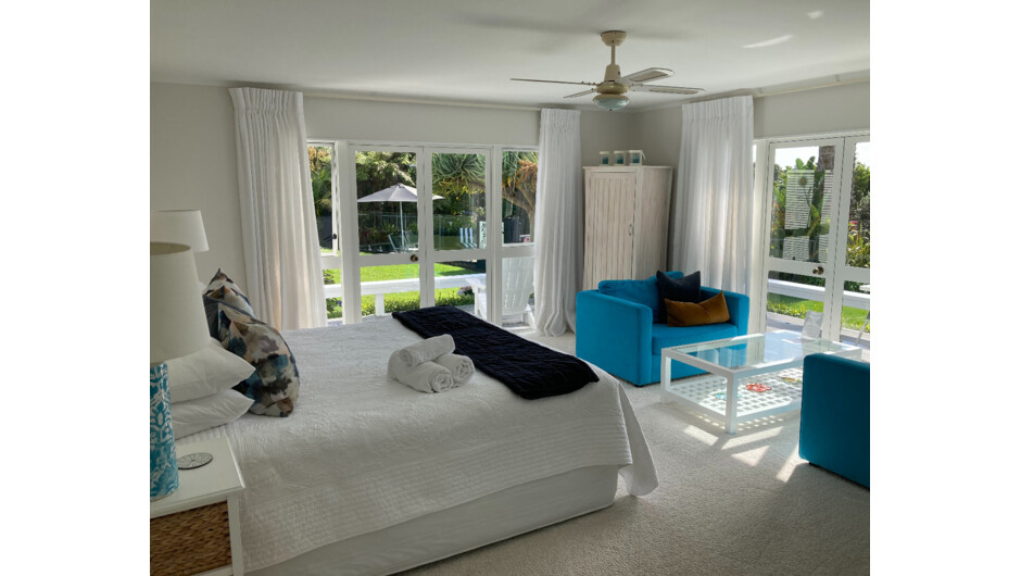 Hibiscus Room with Super King sized bed, wrap around sundeck, ensuite and separate toilet
