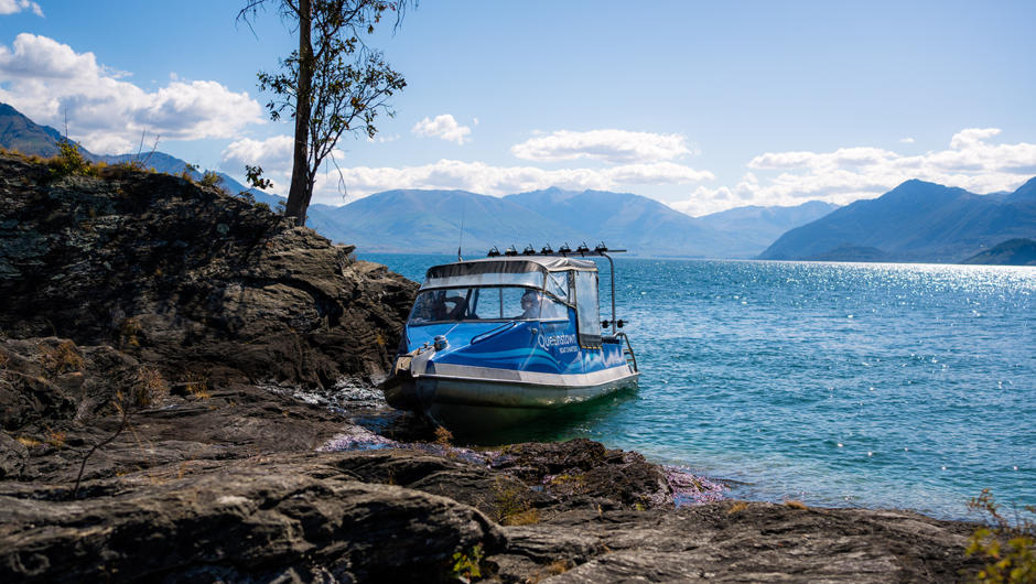 Private Boat transport on Lake Wakatipu | Queenstown Boat Charters