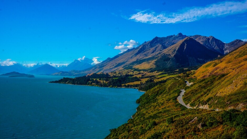 New Zealand self-drive rental car tours from the German-speaking New Zealand specialist.