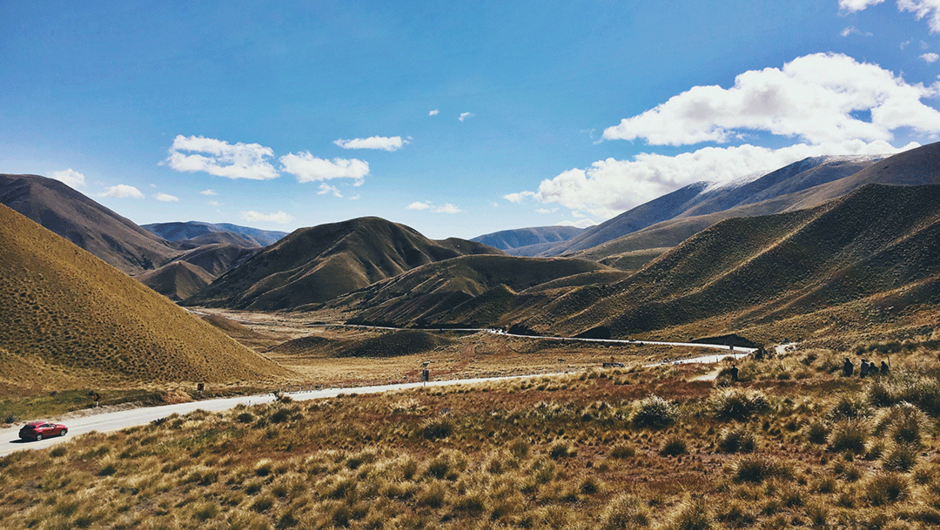 Journey from Wanaka to Queenstown via the Crown Range