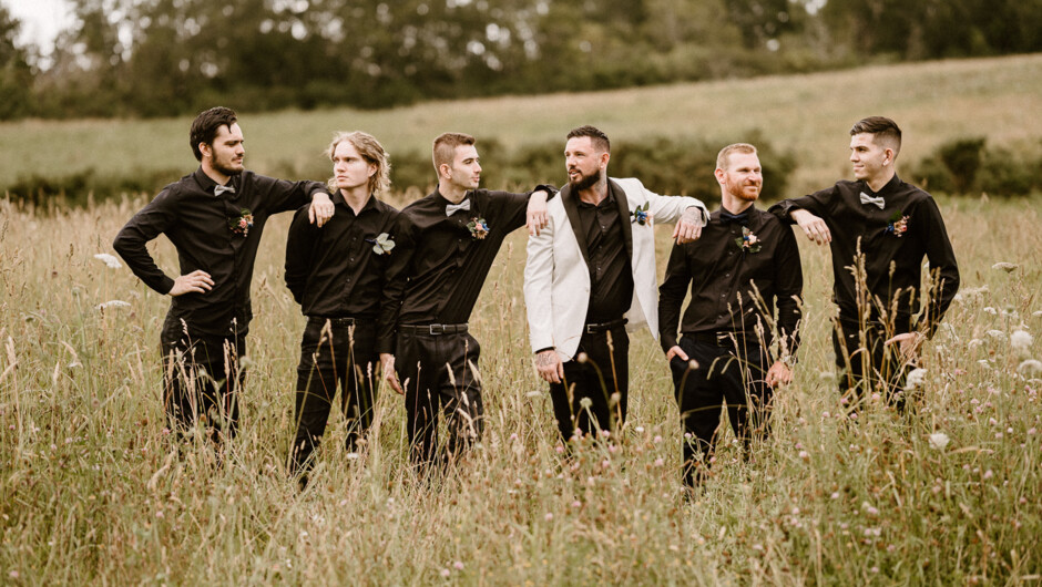 Groomsmen looking smooth during their portrait photoshoot