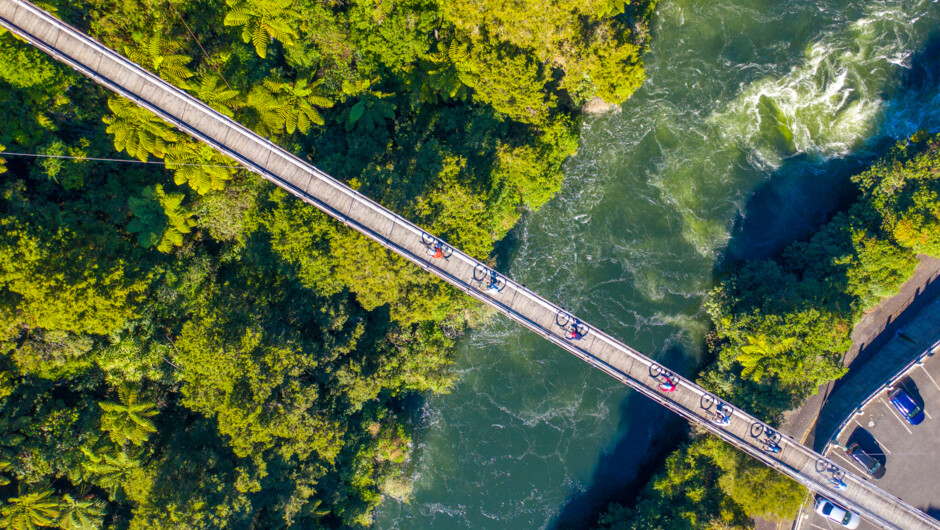 Arapuni Swing Bridge, Waikato River Trail