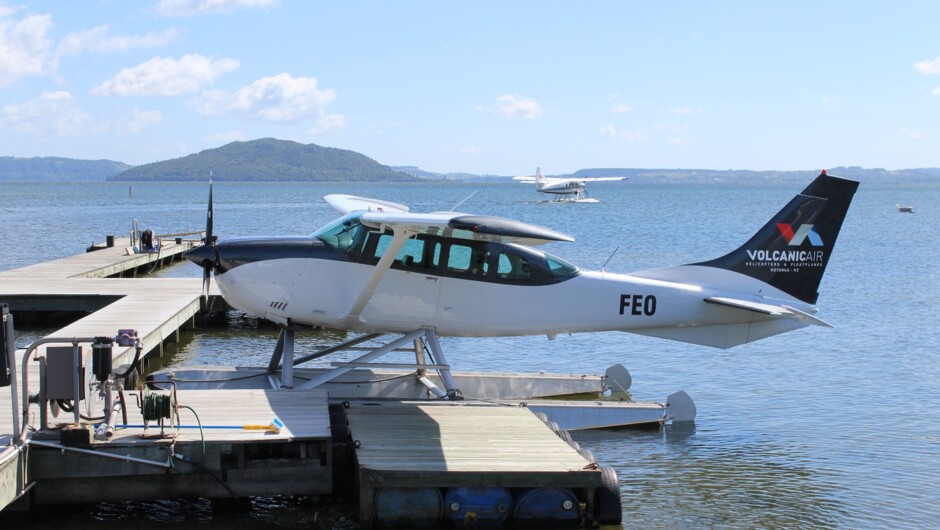 Cessna C-206 on Dock