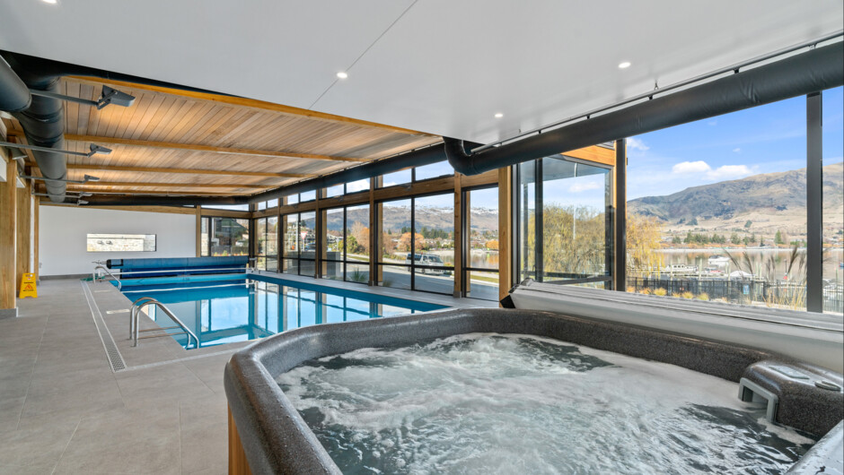 Spa Pool with views