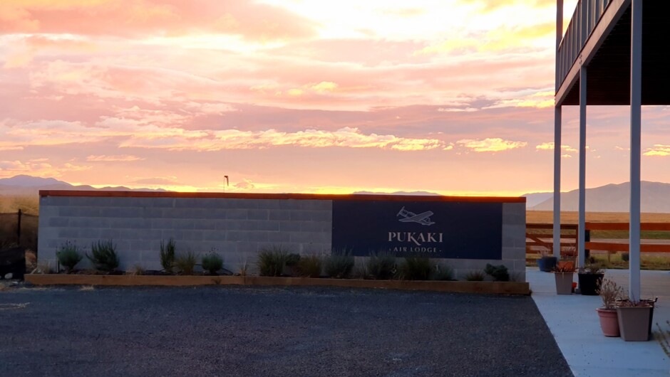 Pukaki Airlodge. Big sky views