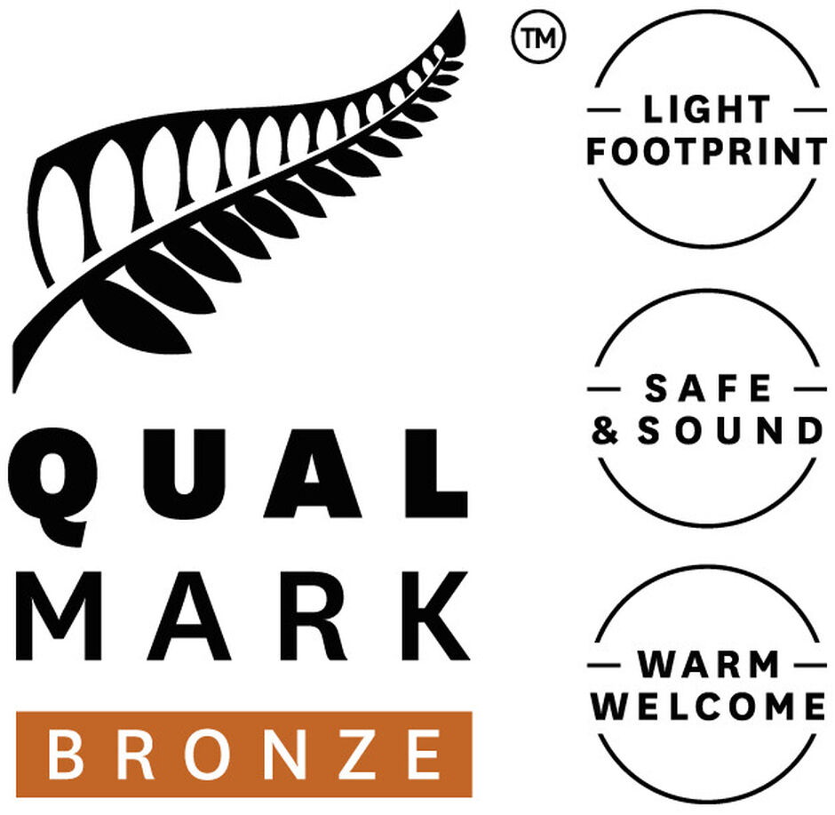 Qualmark Bronze Award Logo