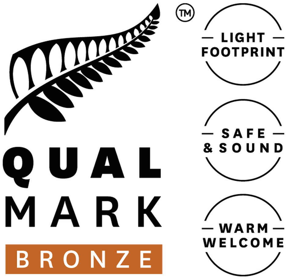Qualmark Bronze Award Logo 