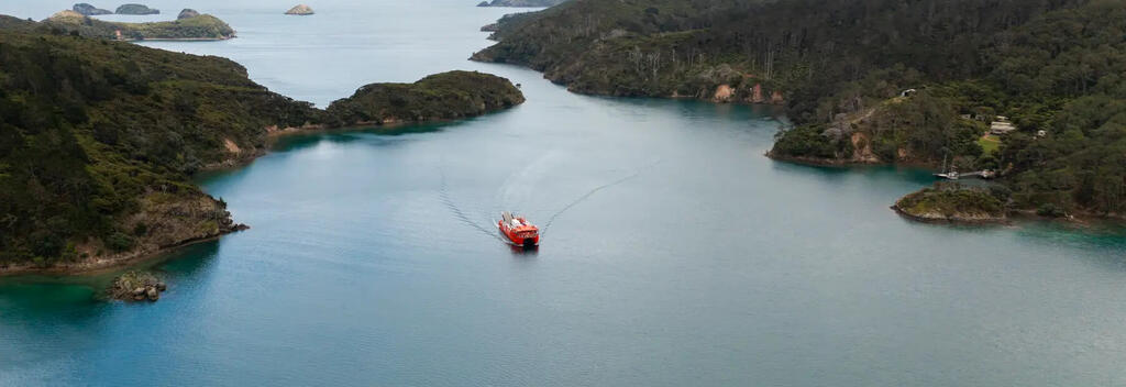 Ferry from Auckland to Great Barrier Island