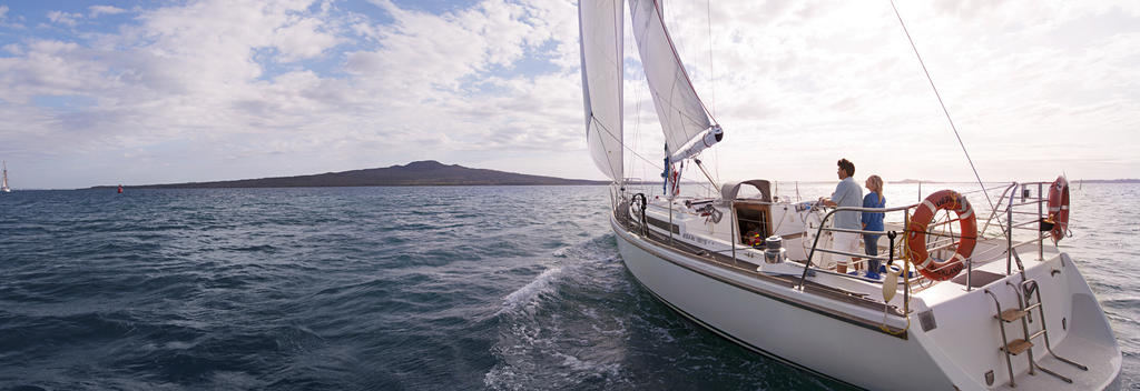 Get out and experience Auckland's Waitemata Harbour