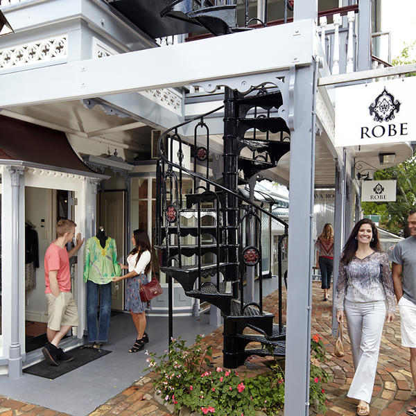 Parnell is famed for its boutique style stores set within heritage buildings. Shopping here is a truly charming affair.