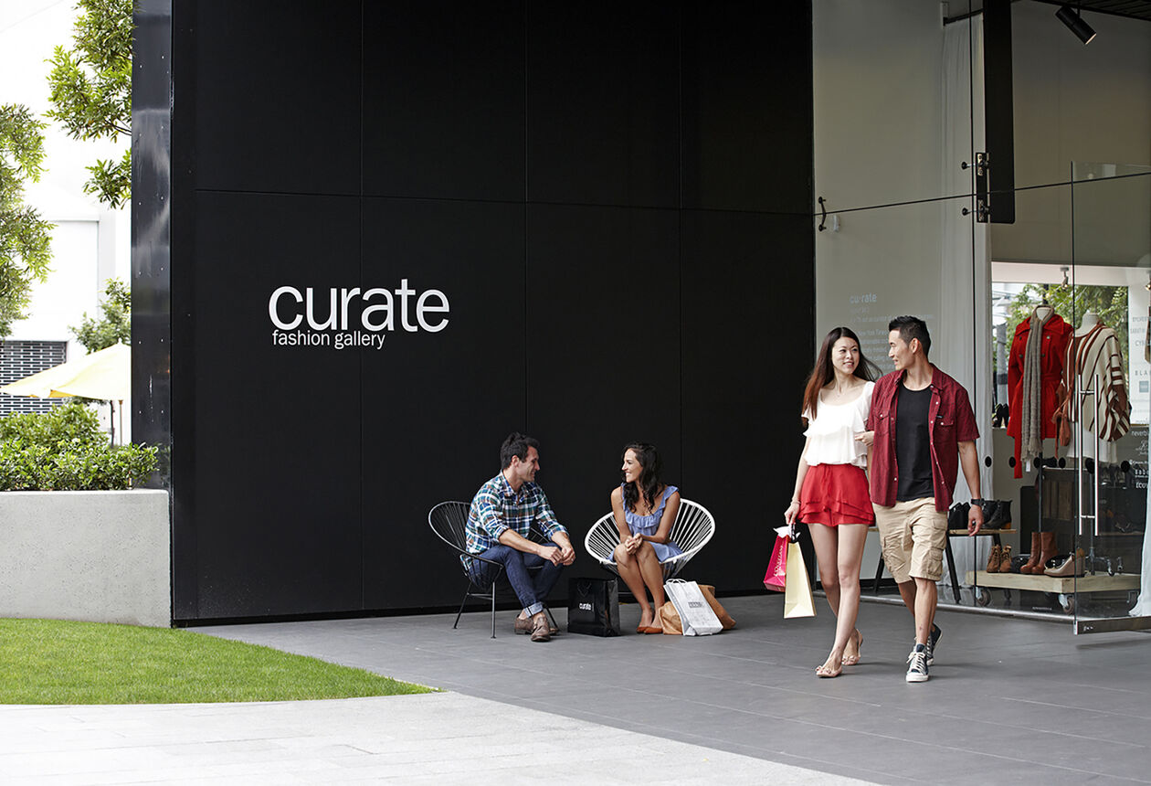 Load up on cool Kiwi fashion labels at these cosmopolitan and lively central Auckland shopping hubs.