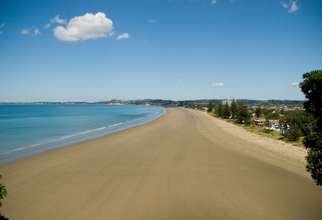 Ōrewa's long Pacific Ocean beach is a place for swimming, surfing and long, relaxing walks. The town centre has everything a visitor could need.