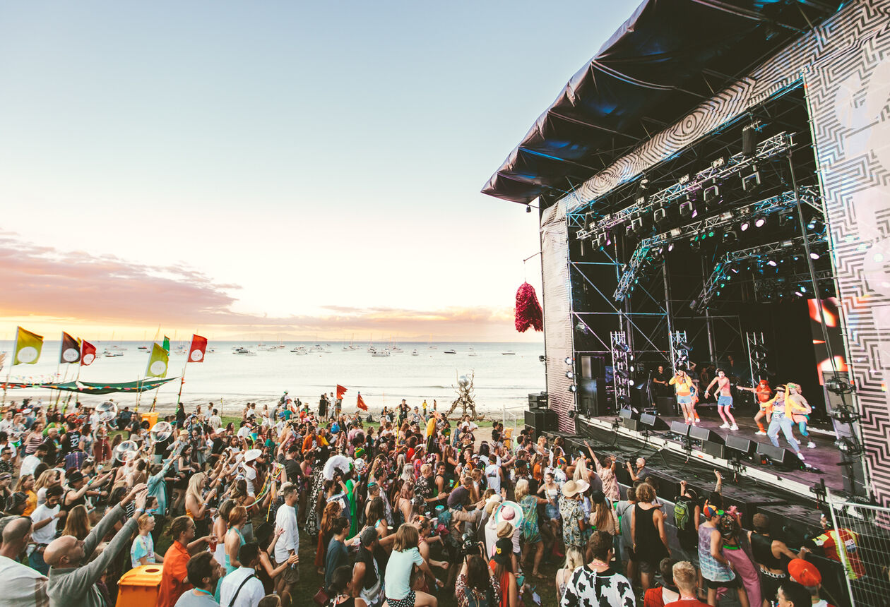 Not just another music festival! Listen to chilled beats by the beach at Splore, immerse yourself in Pacific cultures at Pasifika, or party in the Southern Alps at Rhythm and Vines – New Zealand’s festivals are as diverse as its landscapes.