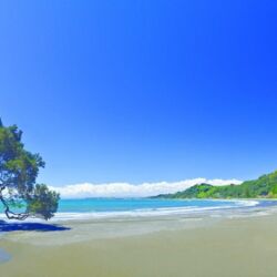 서퍼들의 사랑을 받는 웨스트엔드 해변이 있고, 그림같은 해변으로 알려진 오타라와이레레 해변으로 이어진다.  화카타네나 오호페에서 절벽 위로 이어진 해안 트랙을 통해 걸어가야 한다.