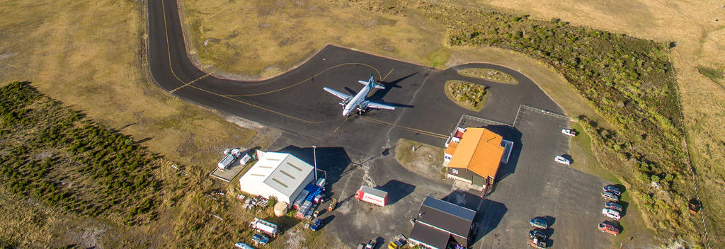 Inia William Tuuta Memorial Airport Chatham Island
