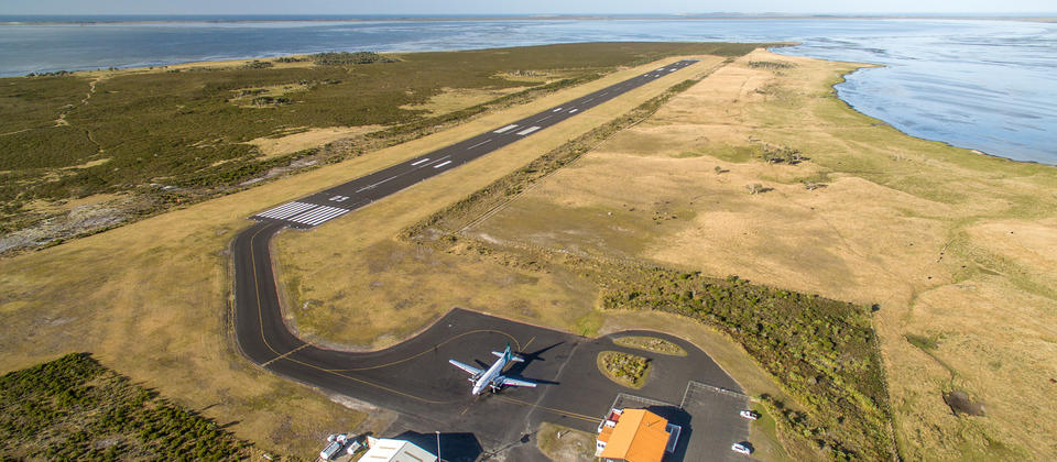 Inia William Tuuta Memorial Airport Chatham Island