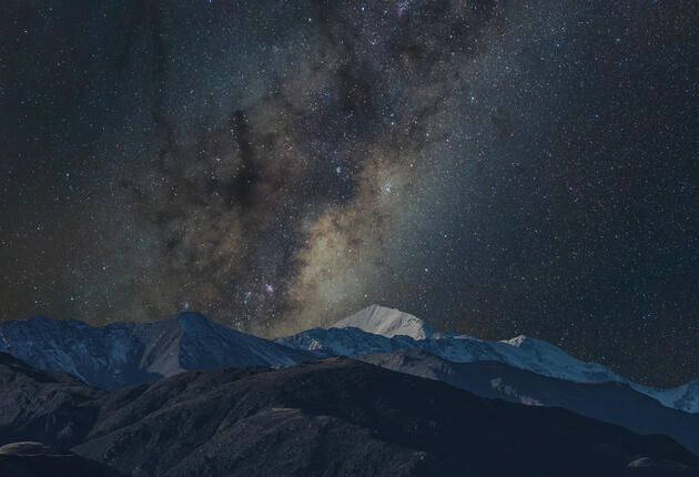 The picturesque coastal town of Kaikōura is the perfect place for marine life encounters, coastal walks, and tucking into a plate of crayfish.