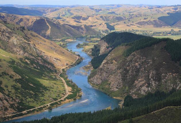 Lawrence is situated 92km south-west of Dunedin on State Highway 8, nestled in the rolling hills of the Clutha region.