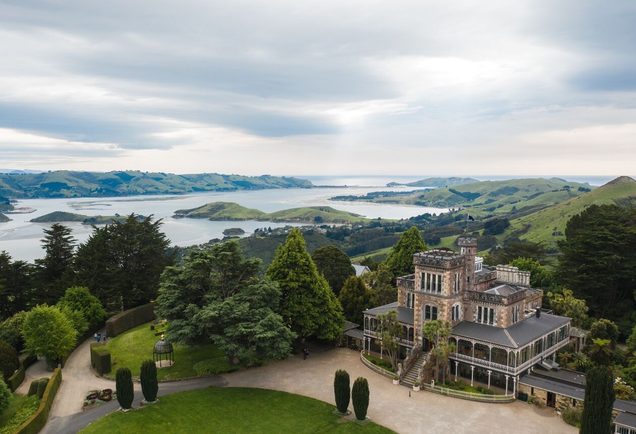 尽管相比之下，新西兰算是一个年轻的国家，不过，当地丰富的文物古迹却令无数历史爱好者们为之着迷。