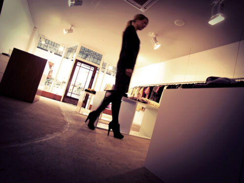 Dunedin&#039;s various boroughs each offer a different style of shopping. Discover antique treasures or designer wares set among Victorian architecture.