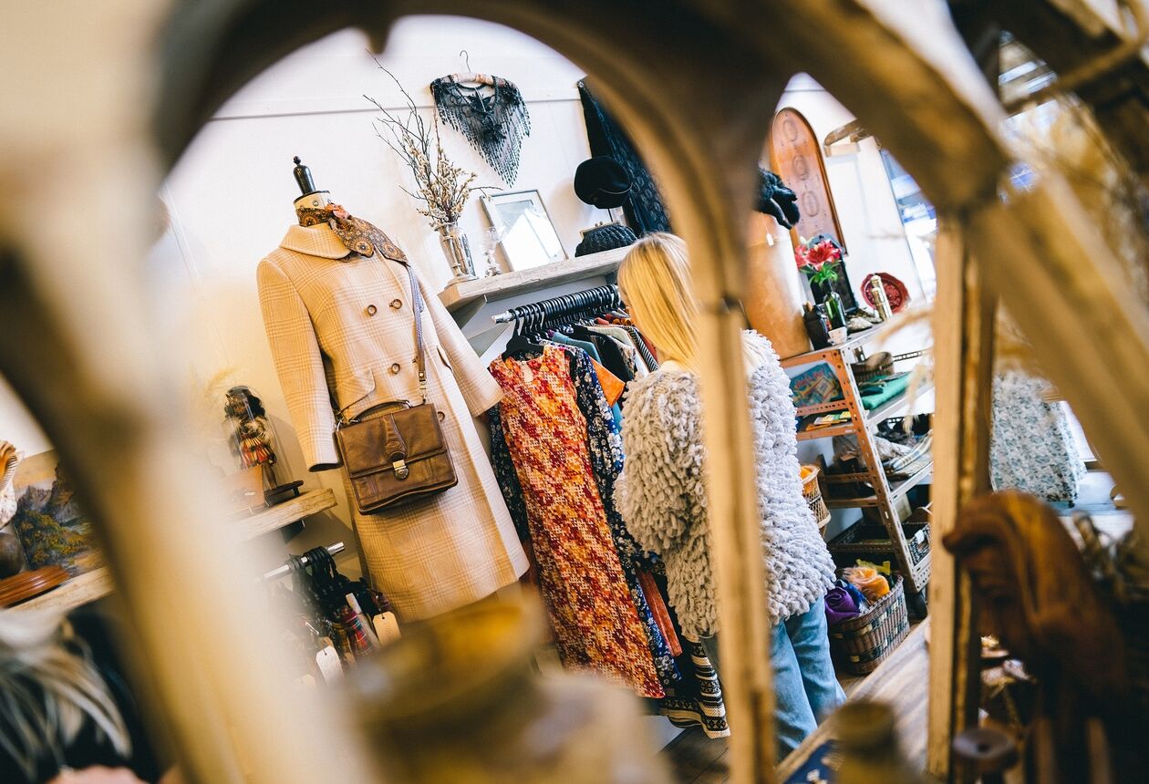 エドワード朝からヴィクトリア朝時代の優れた歴史的建造物が並ぶダニーデンの街並みを散策しながら多彩なショッピングを楽しみましょう。