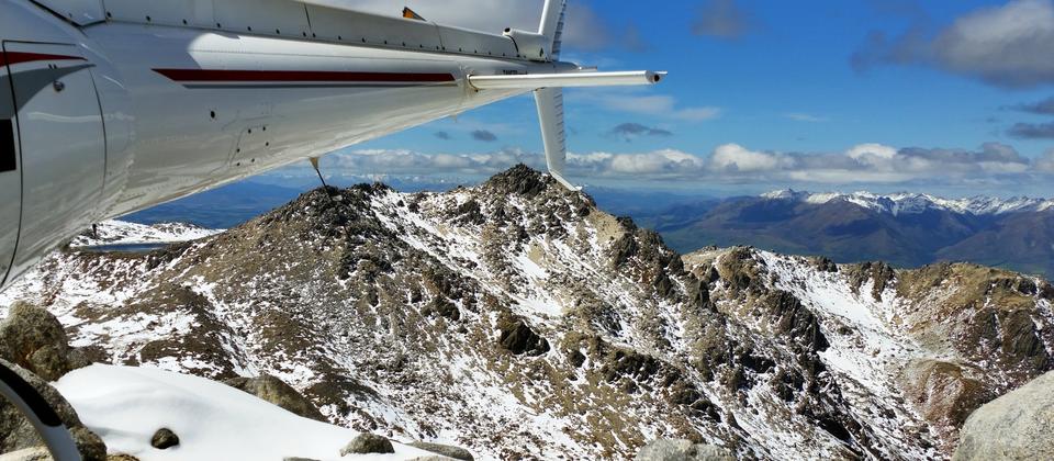 Erlebe Neuseeland von oben auf einem Helikopterflug