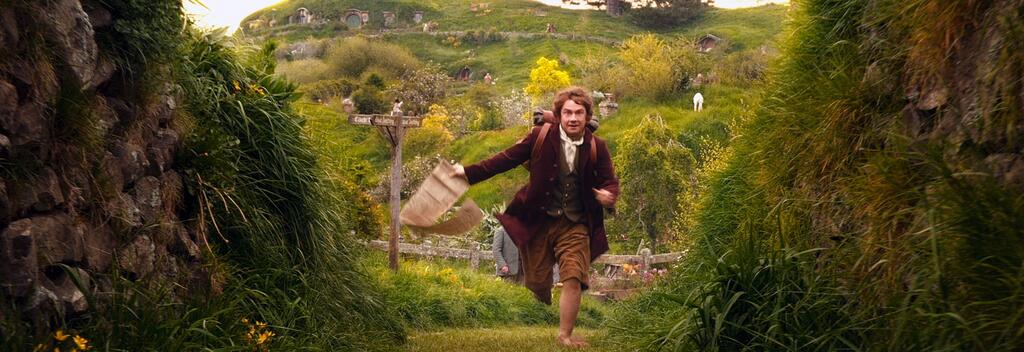 毕尔博·巴金斯（Bilbo Baggins）正准备离开霍比顿