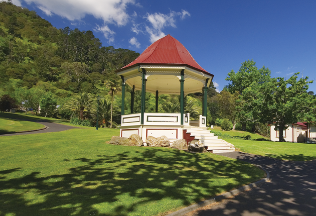 The perfect way to enjoy Te Aroha is to launch yourself on a hiking trail up the mountain, then recover with a long soak in a hot mineral pool.