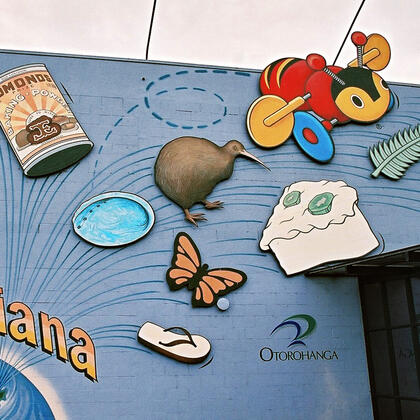 Ōtorohanga is famous for kiwiana - quirky art depicting New Zealand icons