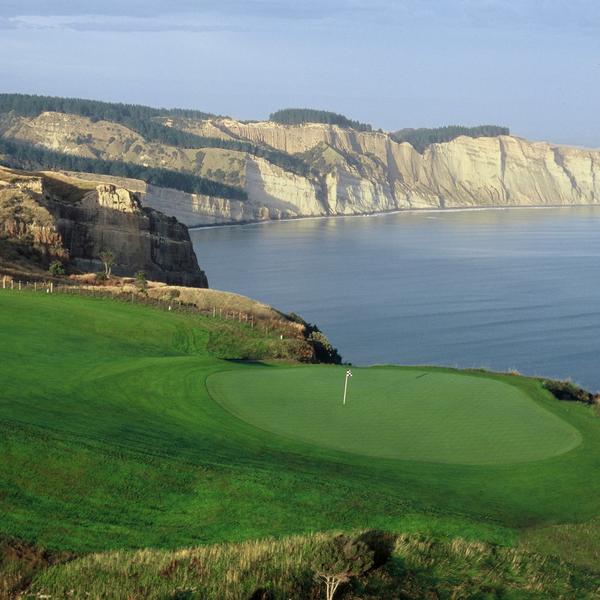 Der Cape Kidnappers Golfplatz steht auf Platz 38 der Weltrangliste. Die Platzgestaltung stammt vom Amerikaner Tim Doak.