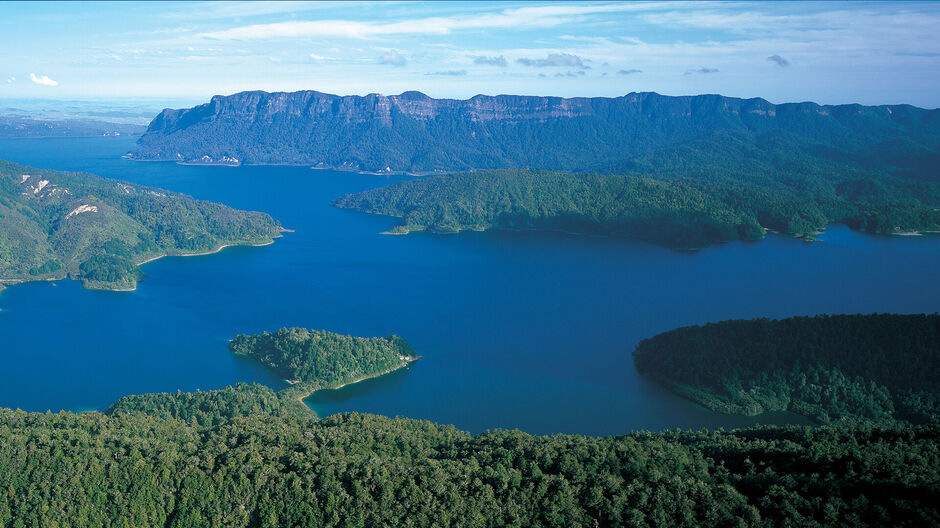 Lake Waikaremoana ist eine der schönsten wilden Gegenden der Nordinsel.