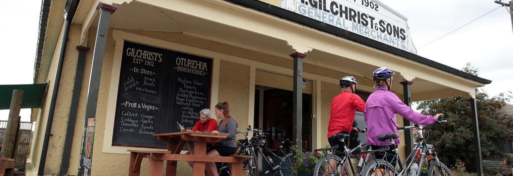 Oturehua is a small Central Otago town with a number of of historic sites that are a must-see.